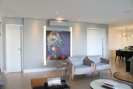 Apartamento à venda com 283m², 4 quartos e 3 vagasSala