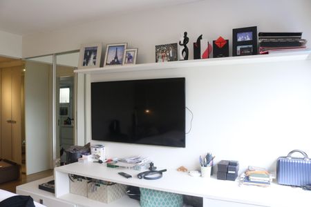 Apartamento à venda com 283m², 4 quartos e 3 vagasQuarto 2