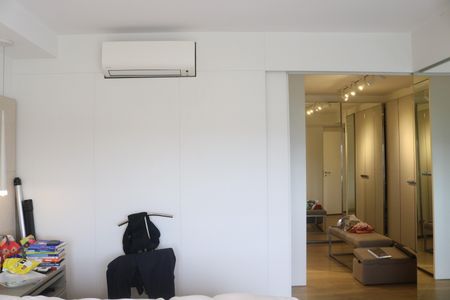 Apartamento à venda com 283m², 4 quartos e 3 vagasQuarto 2