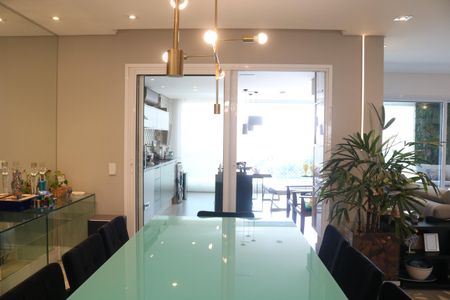 Apartamento à venda com 283m², 4 quartos e 3 vagasSala