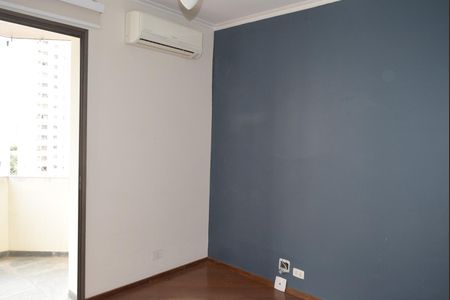 Apartamento à venda com 240m², 3 quartos e 3 vagasSala de TV