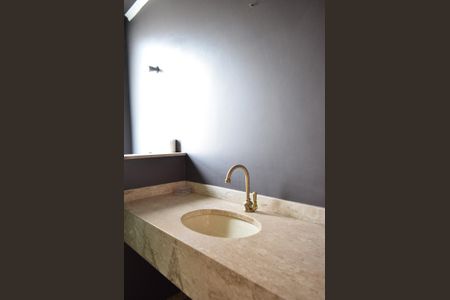 Apartamento à venda com 240m², 3 quartos e 3 vagasLavabo