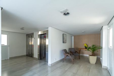 Apartamento à venda com 65m², 2 quartos e sem vagaHall de Entrada