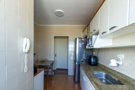 Apartamento à venda com 65m², 2 quartos e sem vagaCozinha