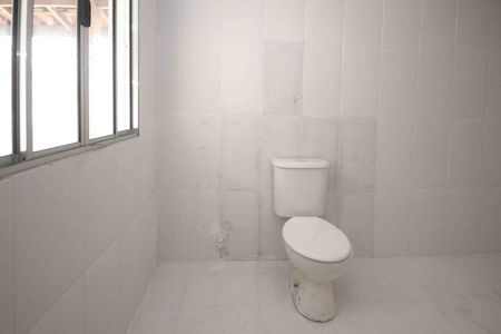 Casa para alugar com 335m², 2 quartos e 6 vagas Casa para alugar com 335m², 2 quartos e 6 vagasBanheiro