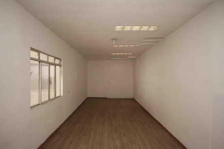Casa para alugar com 335m², 2 quartos e 6 vagas
