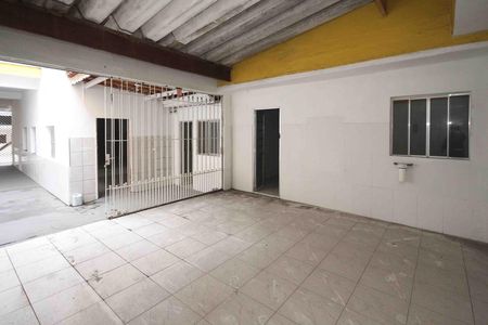 Casa para alugar com 335m², 2 quartos e 6 vagas