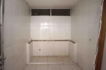 Casa para alugar com 335m², 2 quartos e 6 vagas Casa para alugar com 335m², 2 quartos e 6 vagasQuarto reversivel