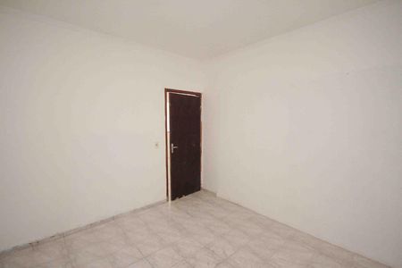 Casa para alugar com 335m², 2 quartos e 6 vagas Casa para alugar com 335m², 2 quartos e 6 vagasQuarto
