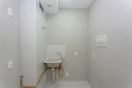 Apartamento para alugar com 33m², 2 quartos e sem vaga Apartamento para alugar com 33m², 2 quartos e sem vagaÁrea de Serviço