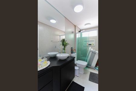 Apartamento à venda com 98m², 3 quartos e 2 vagasBanheiro social