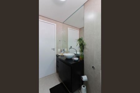 Apartamento à venda com 98m², 3 quartos e 2 vagasBanheiro social