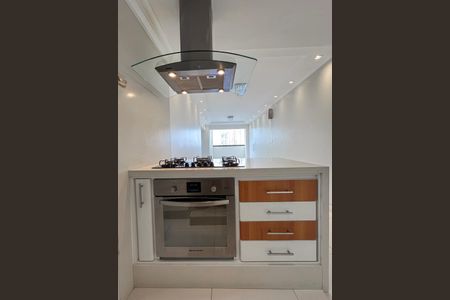 Apartamento à venda com 67m², 2 quartos e 2 vagasDetalhe da cozinha