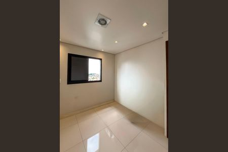 Apartamento à venda com 67m², 2 quartos e 2 vagasQuarto 2