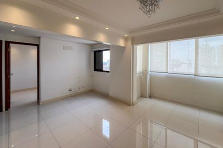 Apartamento à venda com 67m², 2 quartos e 2 vagasSala