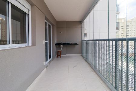 Apartamento à venda com 65m², 1 quarto e 1 vaga Apartamento à venda com 65m², 1 quarto e 1 vagaSala - Varanda