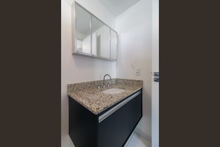 Apartamento à venda com 65m², 1 quarto e 1 vagaSuíte - Banheiro