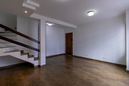 Casa de condomínio para alugar com 156m², 3 quartos e 2 vagas Casa de condomínio para alugar com 156m², 3 quartos e 2 vagasSala