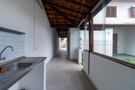 Casa de condomínio para alugar com 156m², 3 quartos e 2 vagas Casa de condomínio para alugar com 156m², 3 quartos e 2 vagasChurrasqueira