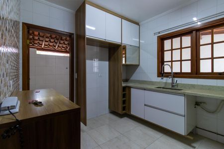 Casa de condomínio para alugar com 156m², 3 quartos e 2 vagas Casa de condomínio para alugar com 156m², 3 quartos e 2 vagasCozinha