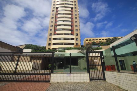 Apartamento para alugar com 100m², 3 quartos e 2 vagasFachada