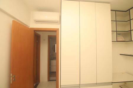 Apartamento para alugar com 100m², 3 quartos e 2 vagasQuarto 2