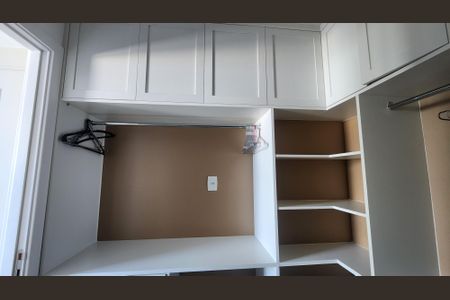Apartamento para alugar com 52m², 1 quarto e 1 vagaQuarto - closet