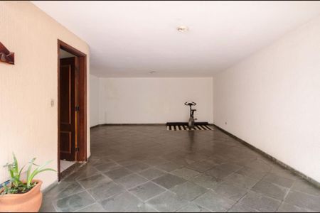 Casa à venda com 3 quartos, 140m² em Vila Prudente, São Paulo
