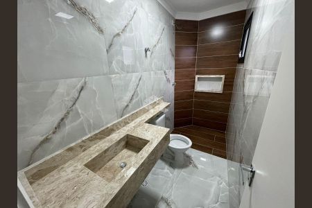 Casa à venda com 3 quartos, 158m² em Vila Carrão, São Paulo