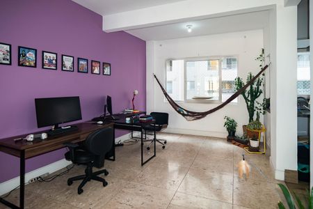 Apartamento à venda com 220m², 3 quartos e 1 vaga Apartamento à venda com 220m², 3 quartos e 1 vagaSala
