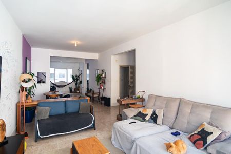 Apartamento à venda com 220m², 3 quartos e 1 vaga Apartamento à venda com 220m², 3 quartos e 1 vagaSala