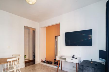 Apartamento à venda com 220m², 3 quartos e 1 vaga Apartamento à venda com 220m², 3 quartos e 1 vagaQuarto 1