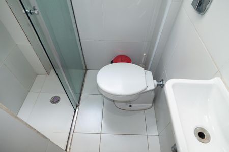 Apartamento à venda com 220m², 3 quartos e 1 vaga Apartamento à venda com 220m², 3 quartos e 1 vagaBanheiro Serviço