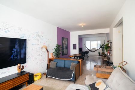 Sala de apartamento à venda com 3 quartos, 220m² em Bela Vista, São Paulo