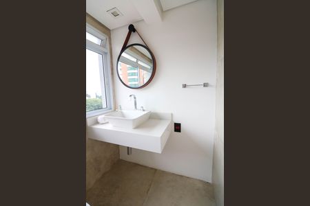 Lavabo de apartamento para alugar com 1 quarto, 80m² em Campo Belo, São Paulo