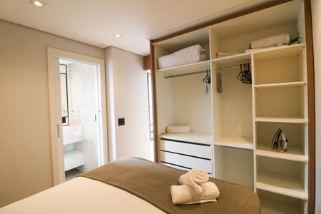 Suíte de apartamento para alugar com 1 quarto, 80m² em Campo Belo, São Paulo