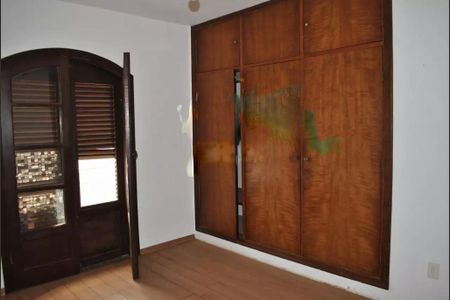 Casa à venda com 286m², 4 quartos e 4 vagasFoto 09