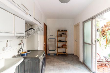 Apartamento à venda com 136m², 2 quartos e 1 vaga Apartamento à venda com 136m², 2 quartos e 1 vagaÁrea de Serviço
