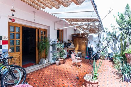 Apartamento à venda com 136m², 2 quartos e 1 vaga Apartamento à venda com 136m², 2 quartos e 1 vagaVaranda da Sala