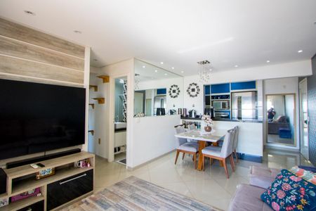 Sala de apartamento à venda com 3 quartos, 77m² em Campestre, Santo André