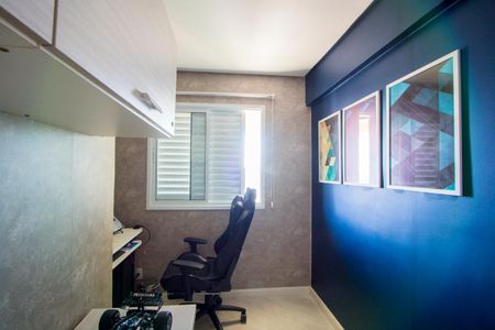 Apartamento à venda com 77m², 3 quartos e 2 vagasQuarto 3