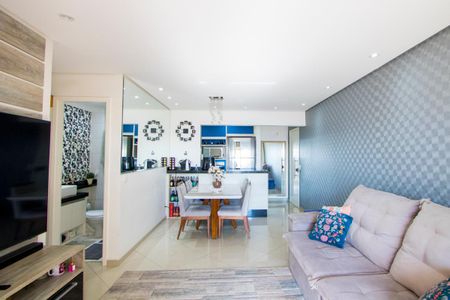 Sala de apartamento à venda com 3 quartos, 77m² em Campestre, Santo André