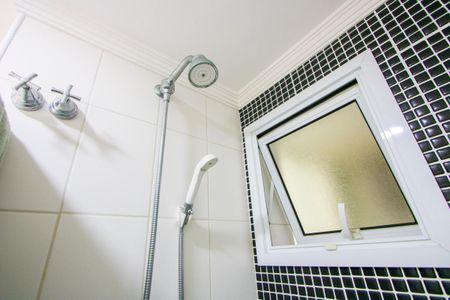 Apartamento à venda com 77m², 3 quartos e 2 vagasBanheiro social
