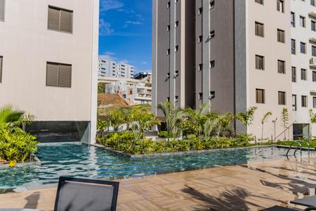 Apartamento à venda com 72m², 3 quartos e 2 vagasÁrea comum - Piscina