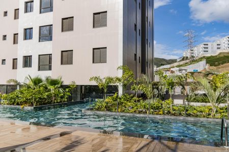 Apartamento à venda com 72m², 3 quartos e 2 vagasÁrea comum - Piscina