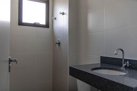 Apartamento à venda com 72m², 3 quartos e 2 vagasBanheiro da Suíte