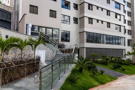 Apartamento à venda com 72m², 3 quartos e 2 vagasFachada