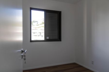 Apartamento à venda com 72m², 3 quartos e 2 vagasQuarto 2