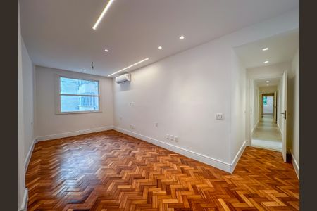 Apartamento à venda com 120m², 3 quartos e 1 vaga Apartamento à venda com 120m², 3 quartos e 1 vagaQuarto 2