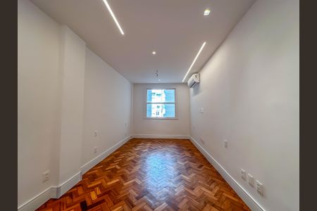 Apartamento à venda com 120m², 3 quartos e 1 vaga Apartamento à venda com 120m², 3 quartos e 1 vagaQuarto 2